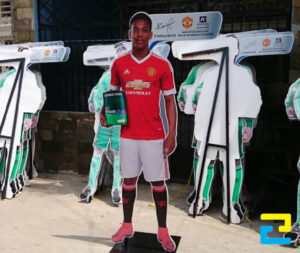 In Standee Hinh Nguoi (4)