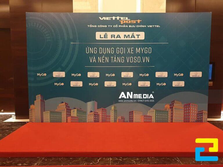 Mẫu backdrop ra mắt ứng dụng gọi xe Mygo và nền tảng Voso.vn