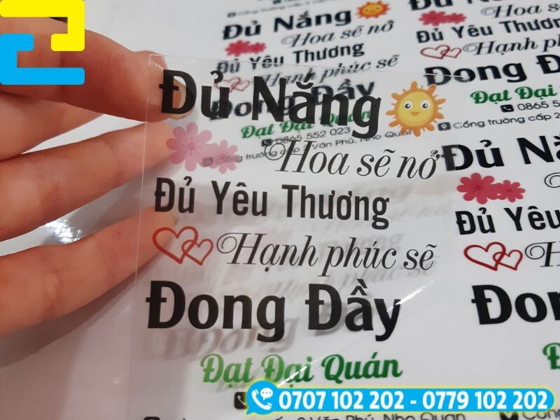 Giay Decal Nhua Trong Lam Tem Nhan