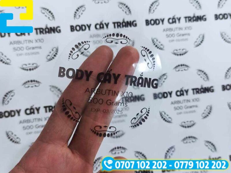 Giay Decal Nhua Trong