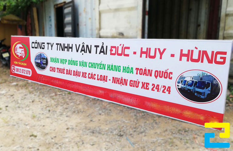 Nếu quý khách mong muốn biển tên công ty có tuổi thọ dài hơn thì nên lựa chọn bạt hiflex 3M, bạt hiflex không gân