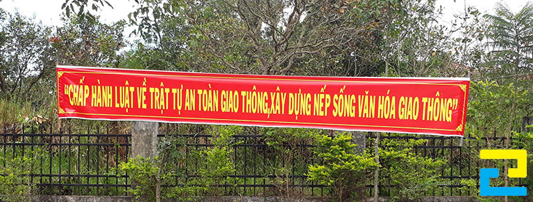 Băng rôn tuyên truyền an toàn giao thông khổ lớn
