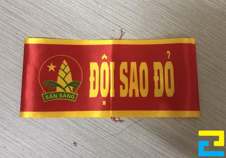 Băng rôn đeo tay Sao Đỏ