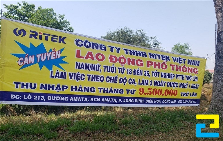 Mẫu băng rôn tuyển dụng ngang
