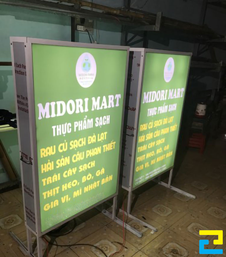 In hộp đèn quảng cáo Midori Mart