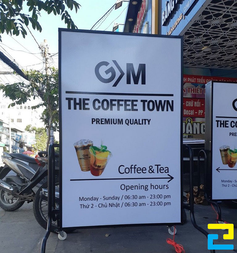 In bảng hiệu cho quán cà phê với phông nền trắng đẹp tinh tế