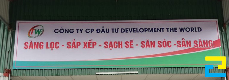In bạt làm bảng hiệu quảng cáo cho công ty Development The Word