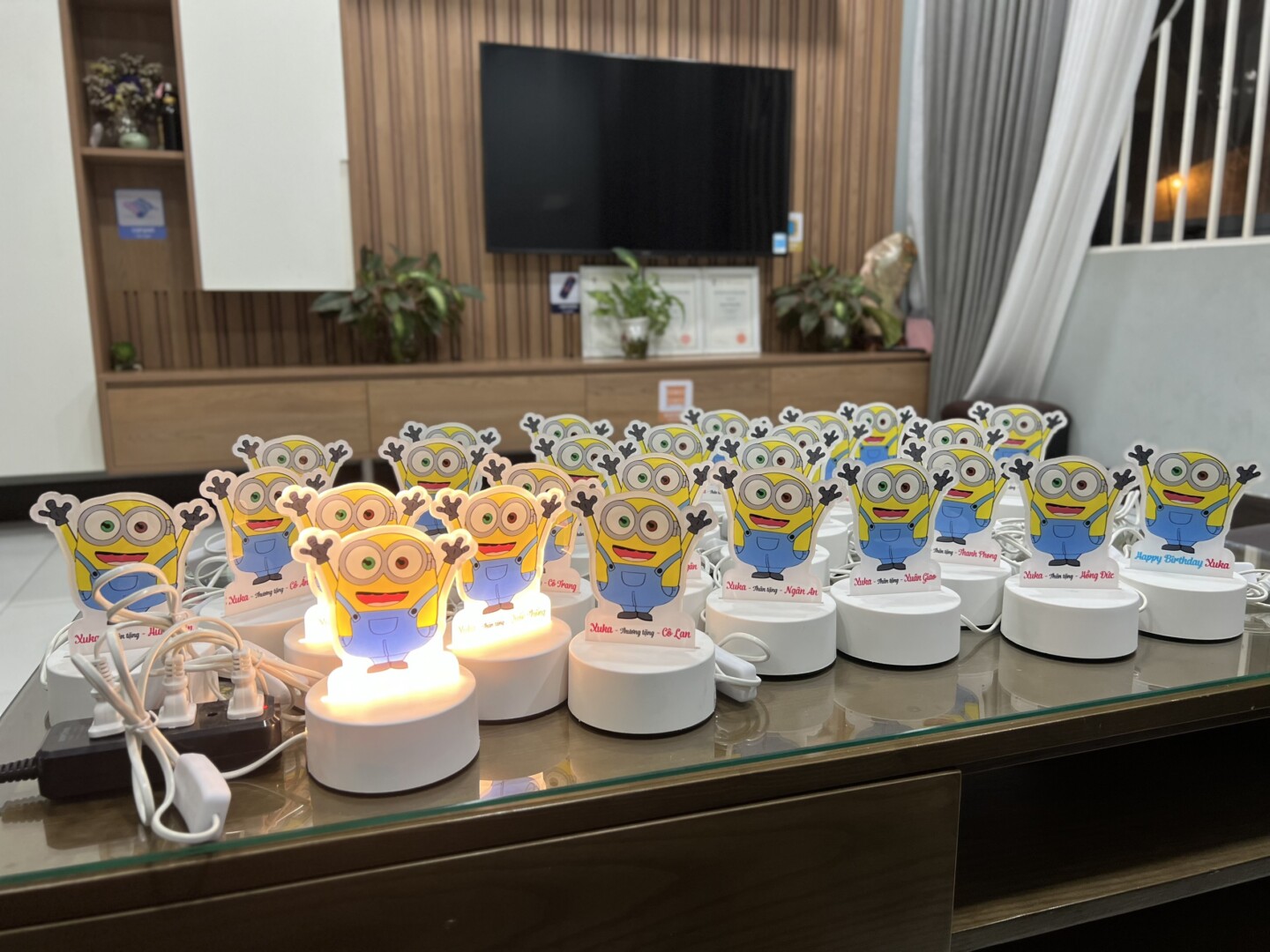 Animate Standee Qua Tang