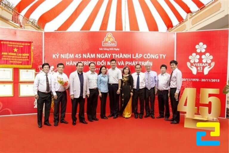 Backdrop Ky Niem Thanh Lap Cong Ty (18)