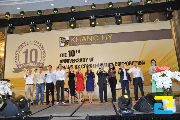 Backdrop Ky Niem Thanh Lap Cong Ty (5)