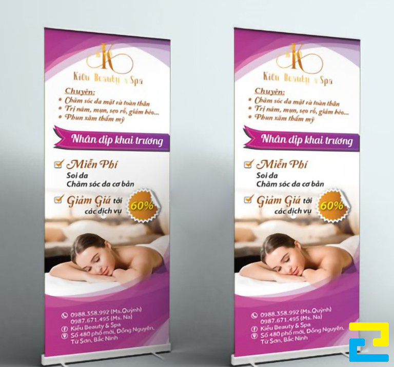 Mẫu 4: Standee khai trương Spa được thiết kế với hình ảnh minh họa cho dịch vụ, tông màu trắng - tím, kết hợp với kiểu chữ đơn giản