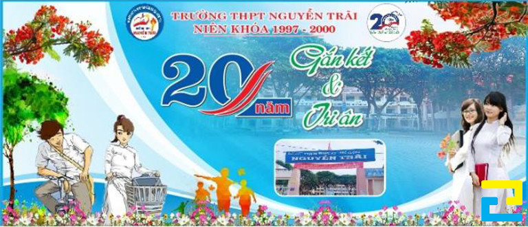 Mẫu 1: Băng rôn họp mặt lớp được thiết kế với tông màu xanh - trắng, có hình ảnh minh họa như: Hình ảnh học sinh, hình ảnh hoa phượng,...