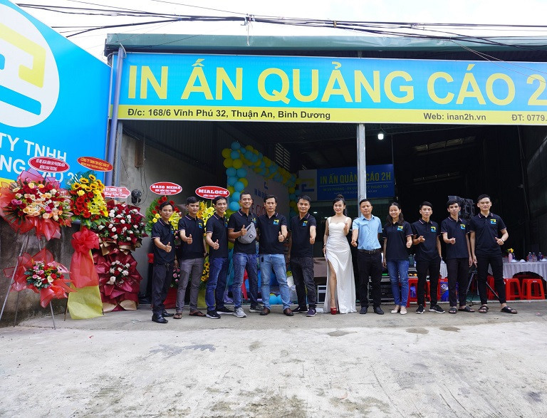Công Ty In Ấn Quảng Cáo 2H chuyên nhận in băng rôn bán đất chất lượng, giá thành in rẻ, in lấy nhanh chóng mà không cần phải chờ đợi lâu
