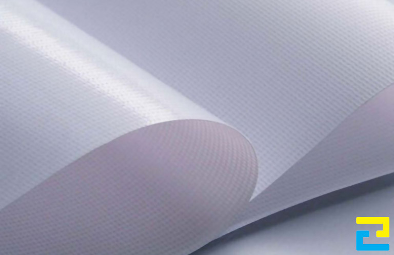 Bạt hiflex có gân sẽ thích hợp với quý khách có nhu cầu in bandroll mua bán nhà đất có giá thành rẻ hơn so với bandroll in vải silk, bạt hiflex 3M,...