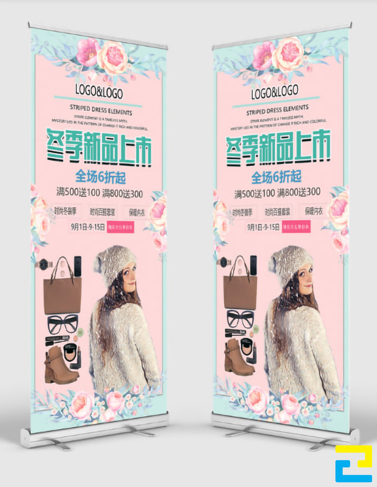 Mẫu 4: Standee được thiết kế với tông màu hồng chủ đạo, có hình ảnh phụ kiện thời trang đẹp mắt, kết hợp với viền hoa tạo điểm nhấn cho standee