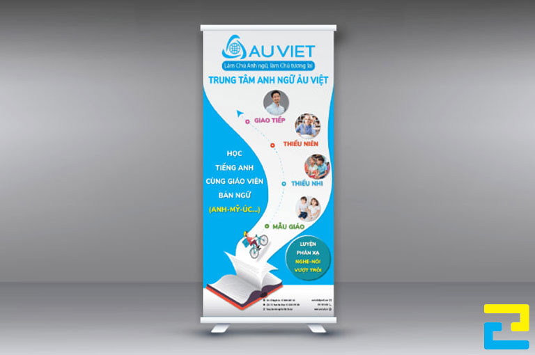 Để nhận báo giá sản xuất standee trung tâm tiếng Anh mới nhất hôm nay, quý khách vui lòng liên hệ qua số Hotline: 0779.102.202 của công ty