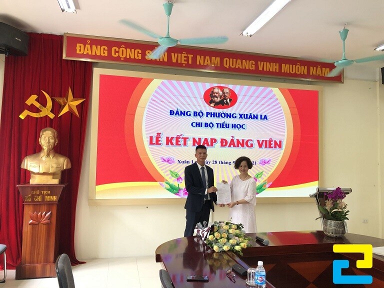 Mẫu phông nền cho lễ kết nạp Đảng viên mới