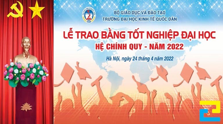 Mẫu 17: Phông nền có những hình ảnh như: Hình ảnh Bác Hồ, hình ảnh sinh viên ném mũ mừng tốt nghiệp,… được thiết kế với bố cục hợp lý, phông nền có kiểu chữ đơn giản