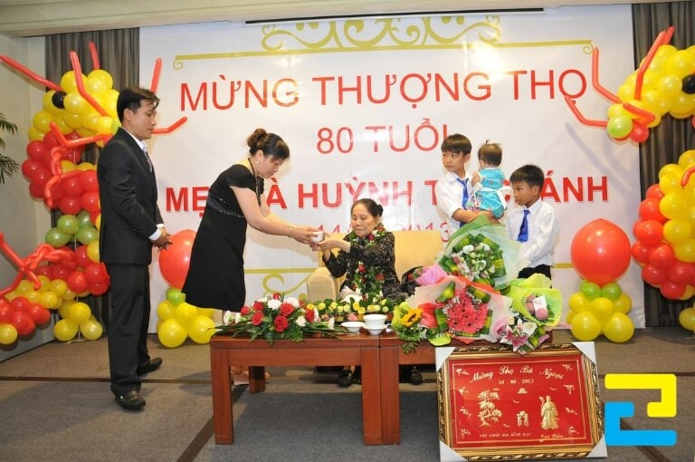 Mẫu phông mừng thọ đẹp