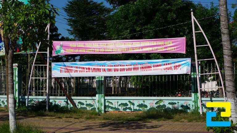 Mẫu 3: Băng rôn tuyên truyền về vệ sinh môi trường