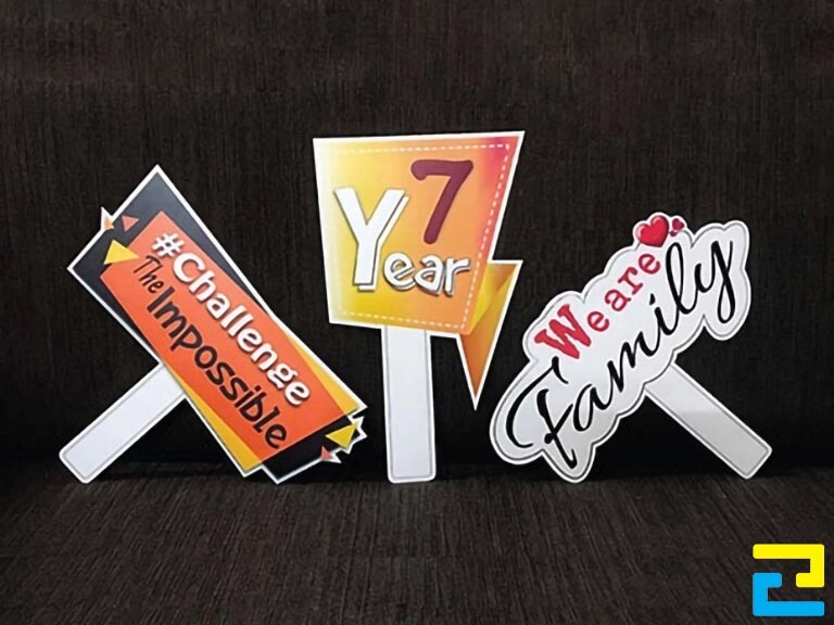 Chi phí sản xuất hashtag cầm tay