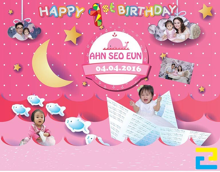 Những thông tin cần có trên loại phông nền này đó là: Tên khai sinh/ biệt danh của bé trai, bé gái được mừng thôi nôi, hình ảnh của bé, ngày tháng năm sinh của bé,…