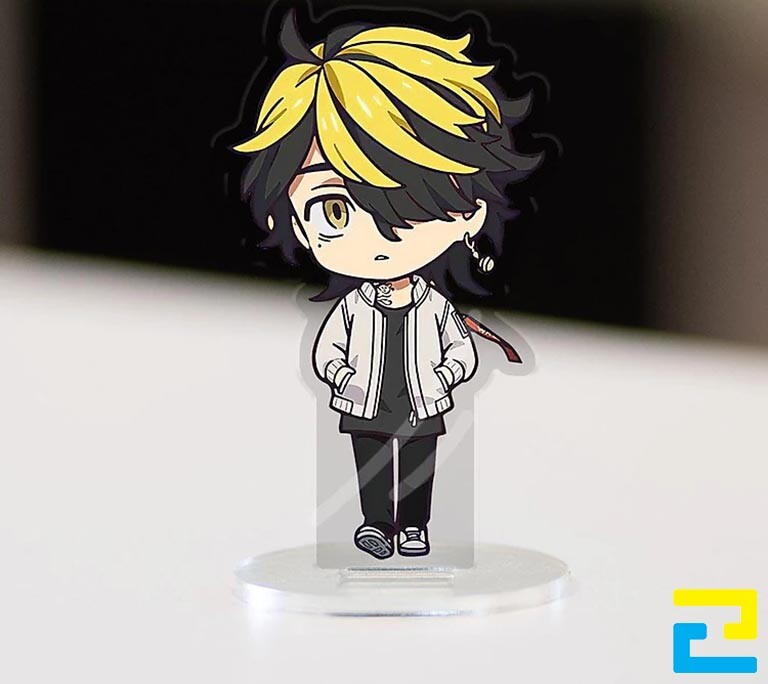 In standee anime mica khổ nhỏ