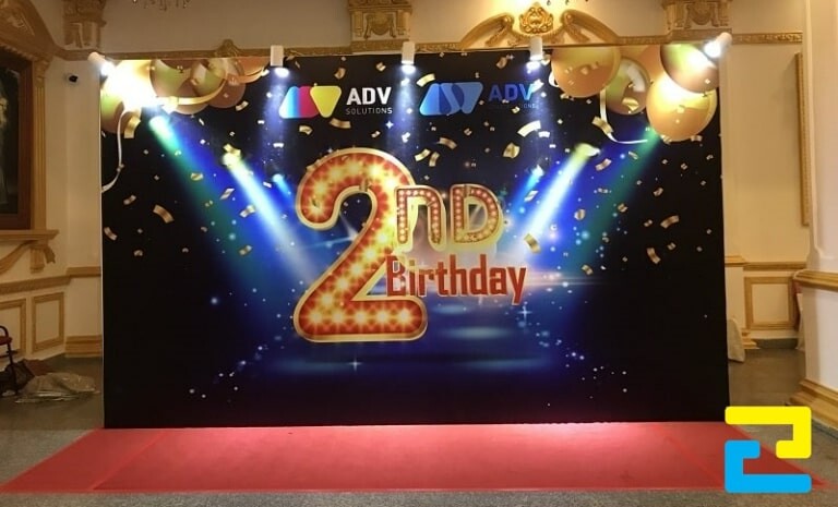 Mẫu Backdrop sân khấu đẹp cho sự kiện mừng sinh nhật thành lập 2 năm của công ty