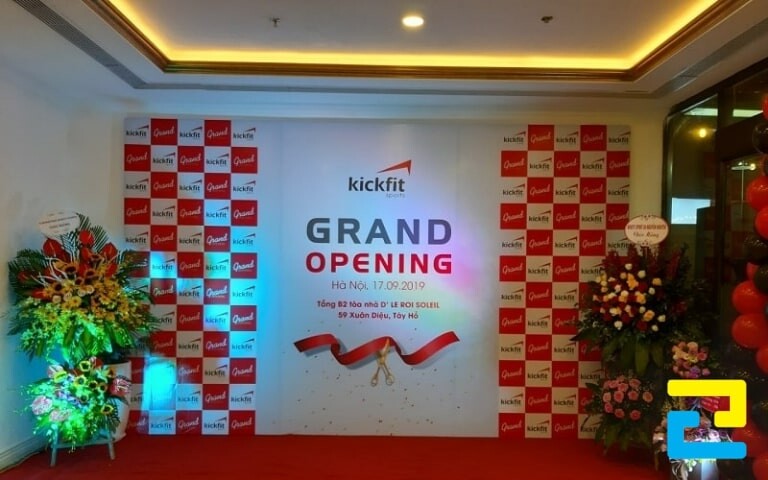 Mẫu phông nền sân khấu sự kiện Grand Opening quảng cáo thương hiệu hiệu quả
