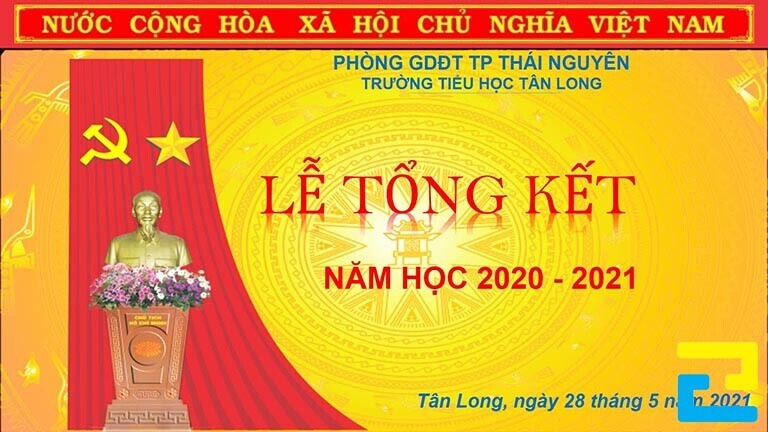Mẫu 8: Phông nền lễ tổng kết năm học có thiết kế biểu tượng Bác Hồ, cờ sao vàng và búa liềm một bên cùng tông màu vàng thu thút