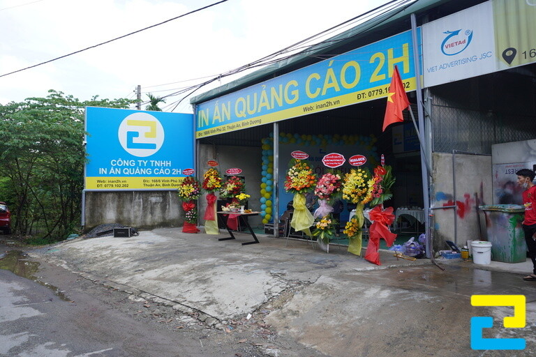 Xưởng in chuyên nghiệp, nhận in theo mọi yêu cầu của khách hàng, không giới hạn số lượng