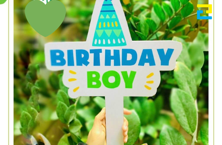 Mẫu 5: Hashtag cầm tay sinh nhật cho bé tone màu xanh