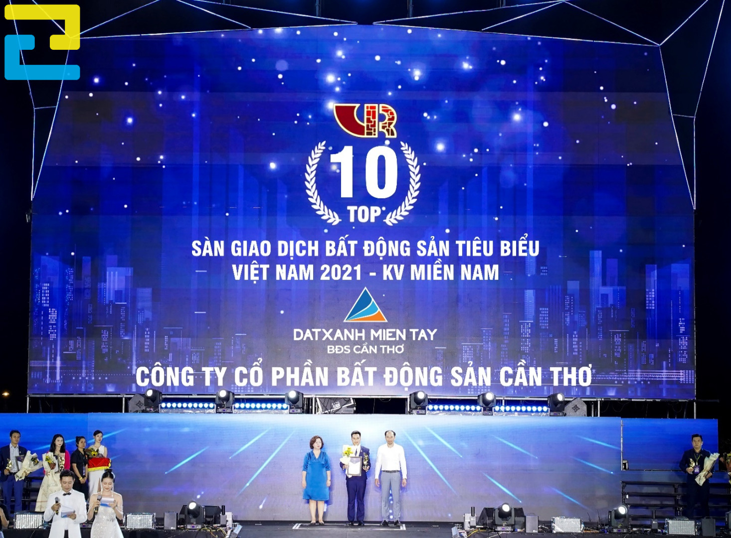 Mọi Sự Kiện Bất động Sản Hầu Như đều Cần đến Background, Backdrop.