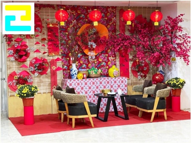 Sử dụng nến, hoa tươi trang trí không gian sự kiện