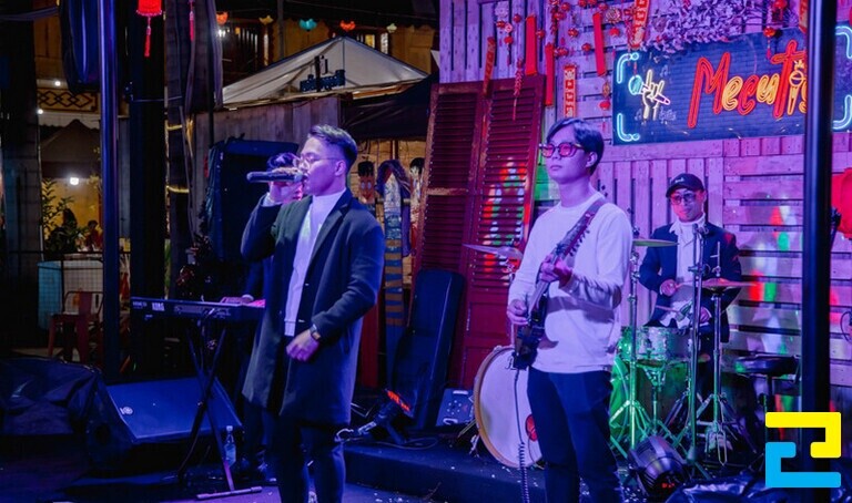 Một buổi thưởng thức âm nhạc ý nghĩa cũng là cách tổ chức sinh nhật bất ngờ dành tặng người thương