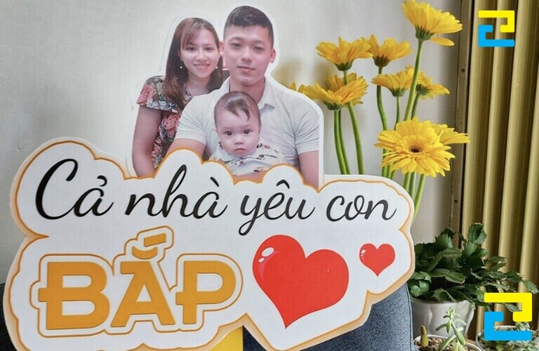 Hashtag cầm tay trang trí sinh nhật