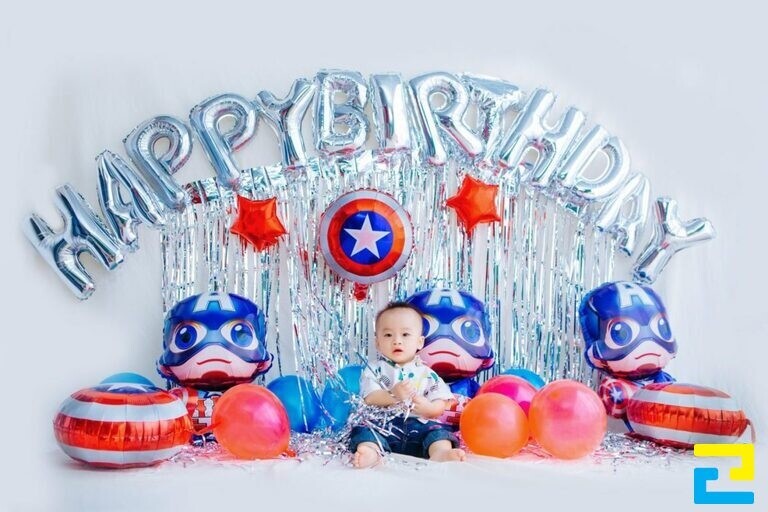 Tiệc thôi nôi là dịp gia đình gửi những lời chúc may mắn nhất cho bé