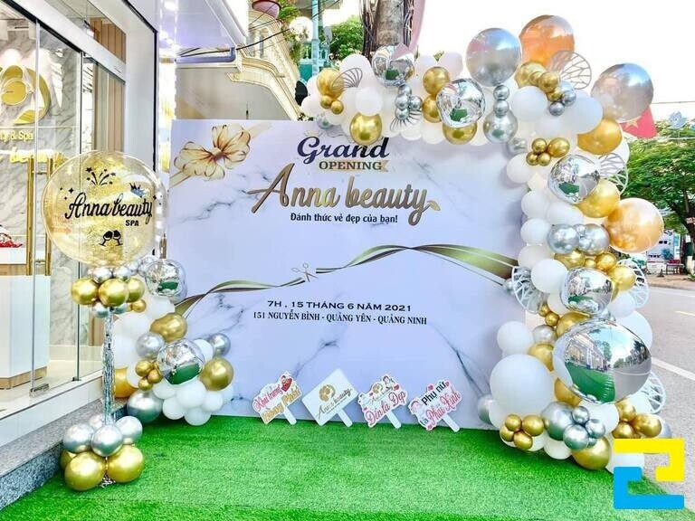 Trang trí spa khai trương ngập tràn bong bóng