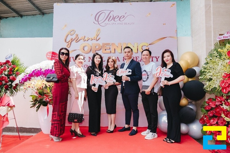 Ý tưởng trang trí khai trương spa đẹp ấn tượng