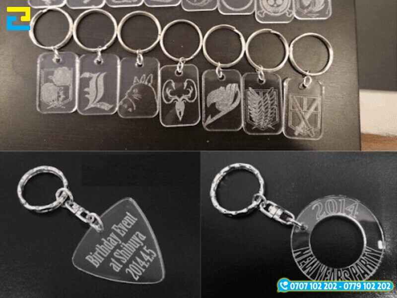 Mau Mica Moc Khoa Qua Tang Khac Laser 1