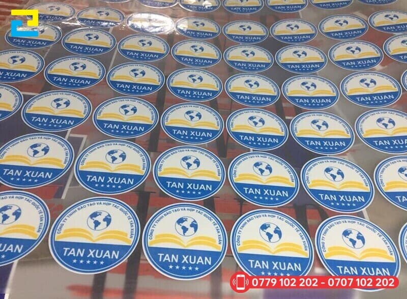 In Logo Truong Hoc Lam Sticker Decal