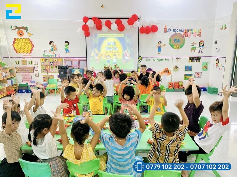 Tao Bau Khong Khi Trang Tri Lop Hoc Trung Thu