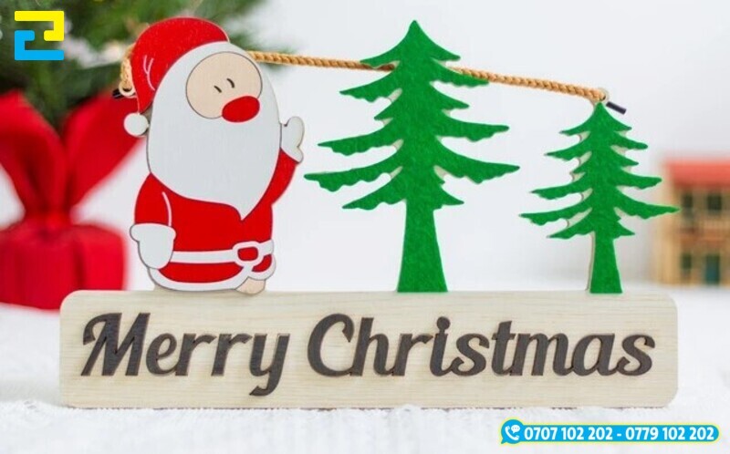 Dùng bảng gỗ Giáng Sinh làm quà tặng cho bạn bè