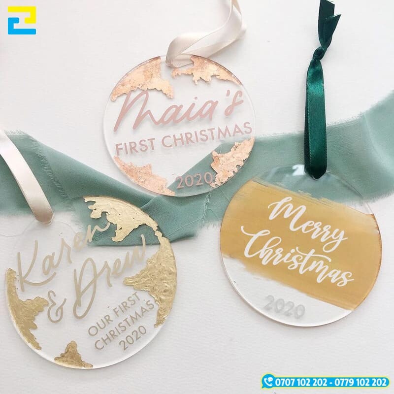 Mau 7 Moc Khoa Noel Mica