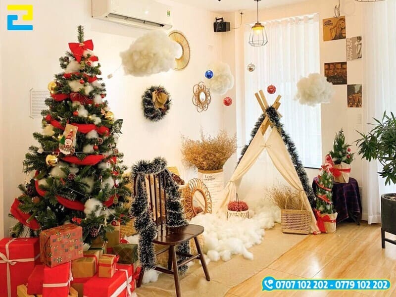 Trang Tri Noel Tai Nha 1