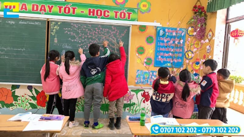 Y Nghia Trang Tri Tet Lop Hoc