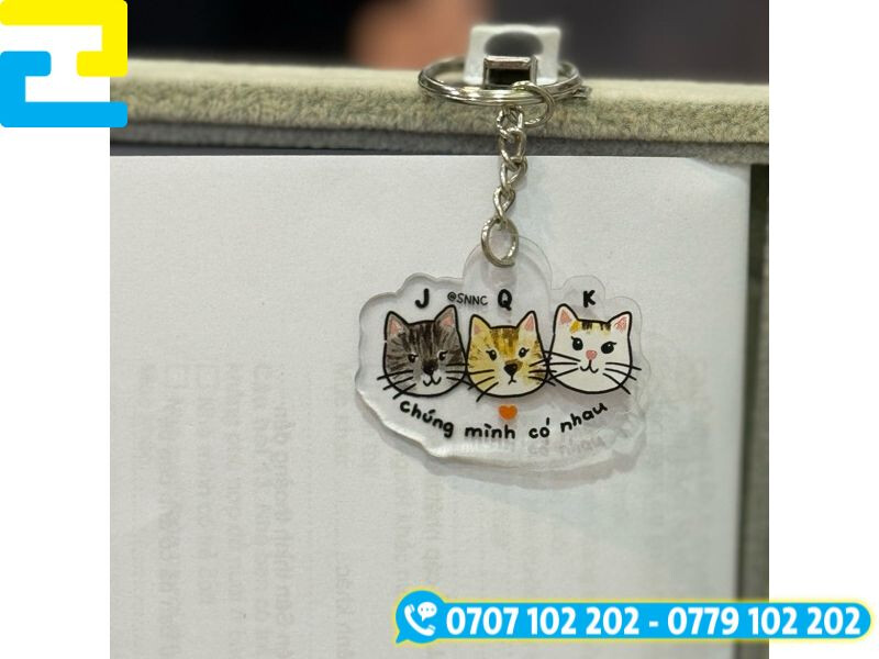 Phụ kiện móc khóa con mèo chất liệu mica