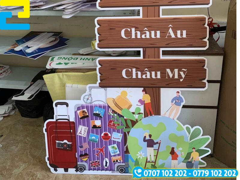 Mô hình học có màu in sắc nét bồi thêm formex