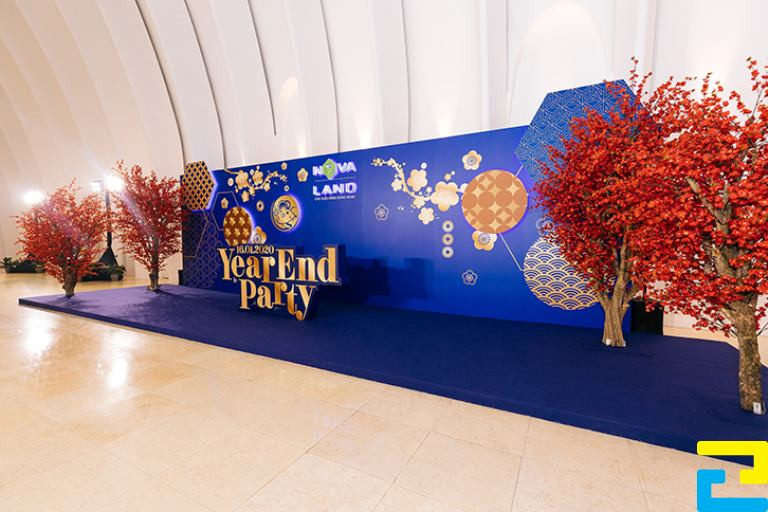 In bạt tất niên đẹp