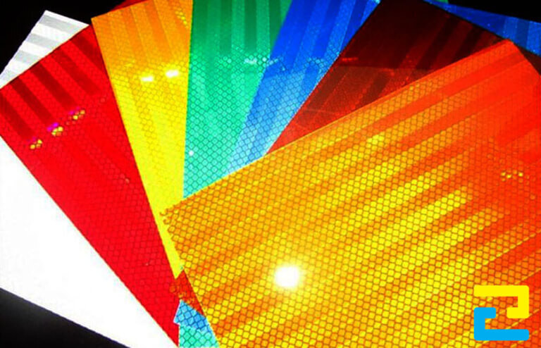 Decal 3M phản quang dùng cho những sản phẩm in tạo khả năng phản quang phát sáng vào ban đêm